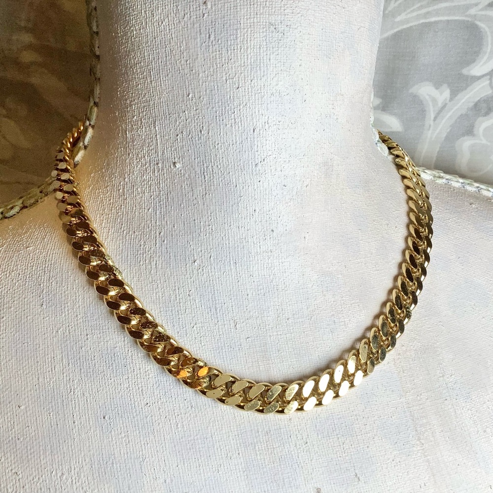 Flat Cuban Link Chain Necklace Gold Tone 18 Inch 9 mm Classic Mens Womens Curb